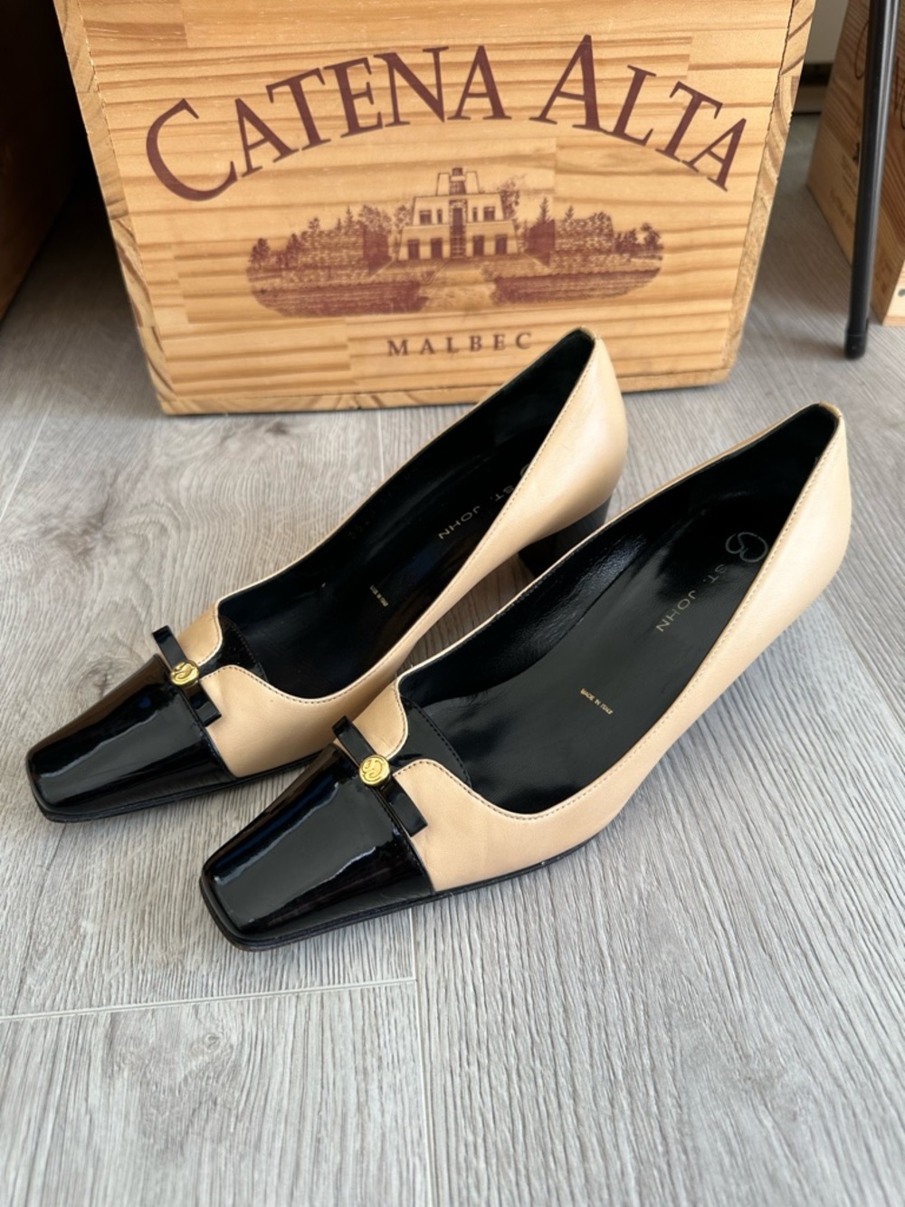 St. John Vintage Two-Tone Heels – Made in Italy – Size 7.5B *READ DESCRIPTION*